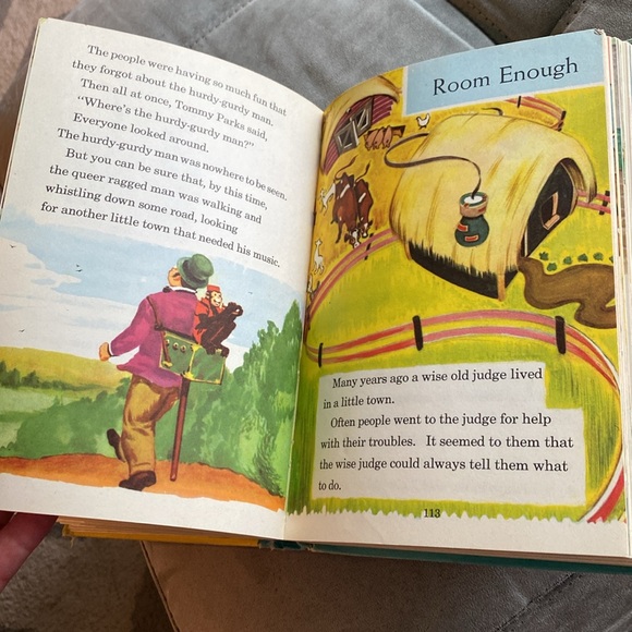 On We Go, Thomas Nelson and Sons Book - Picture 8 of 8